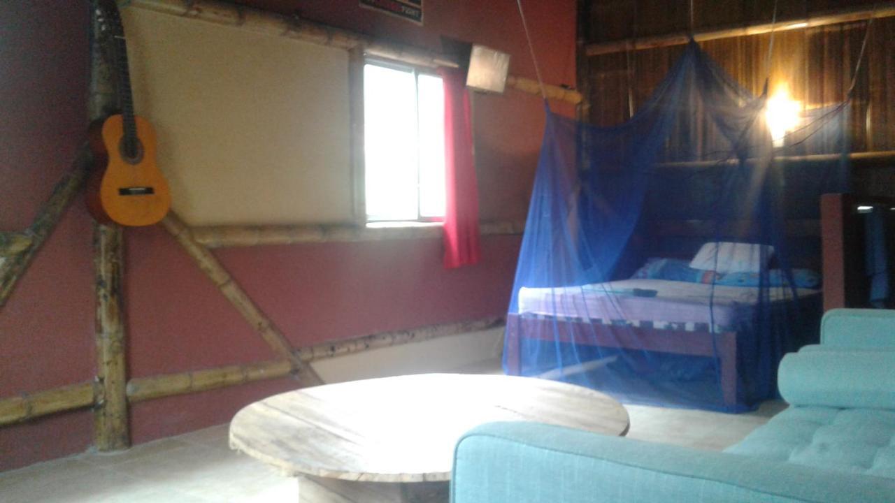My Little House Surf&Backpacker Hostel Montañita Eksteriør billede